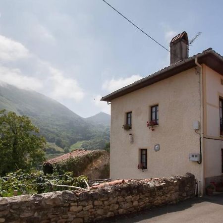 Casa Del Cuetu. Traditional Village House In Asturias Mere Екстериор снимка